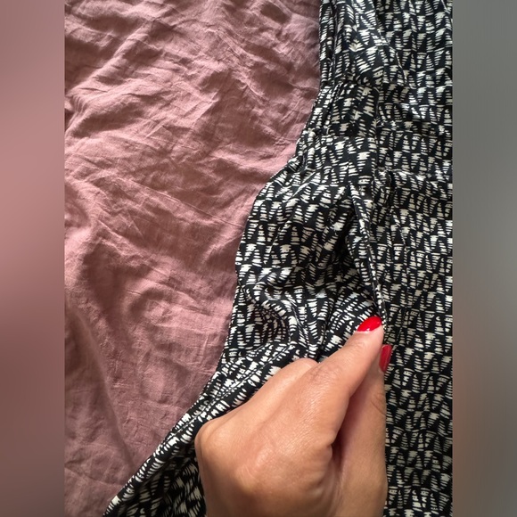 Forever 21 Romper - Picture 3 of 9